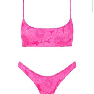 Triangl Mica Pitaya Floral